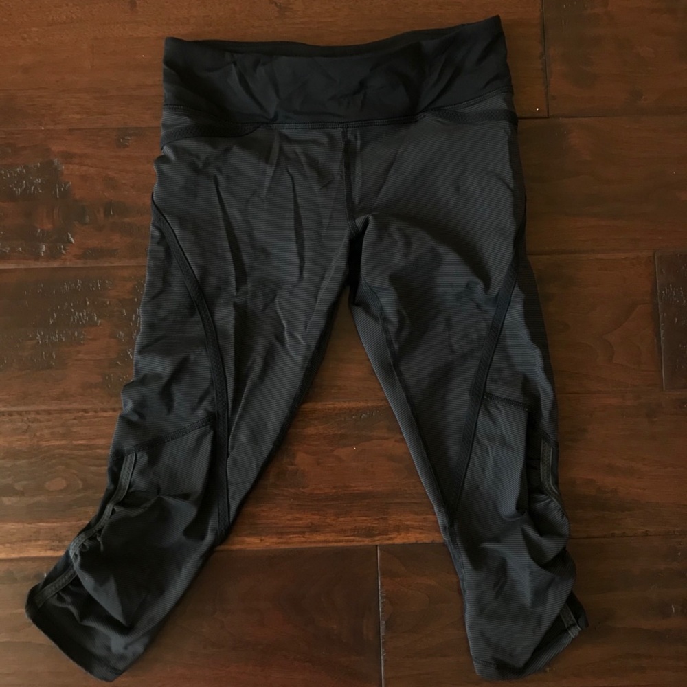 Lululemon Crop Leggings. Size 4